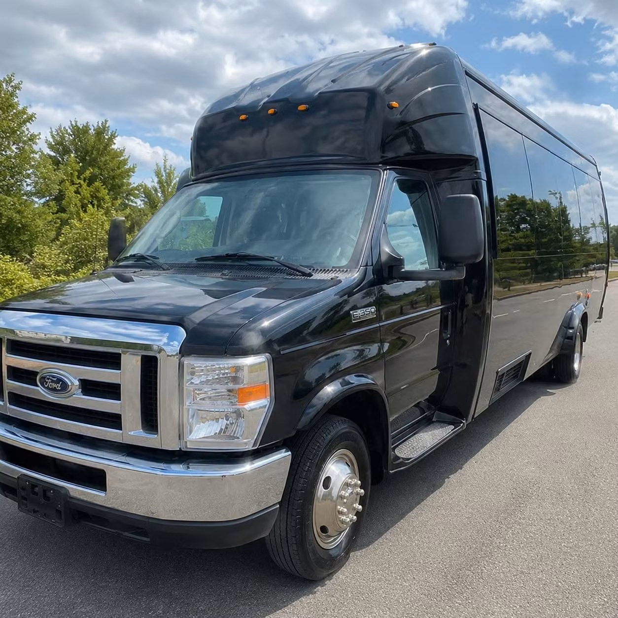 columbus bachelorette party bus rentals and pre wedding transportation