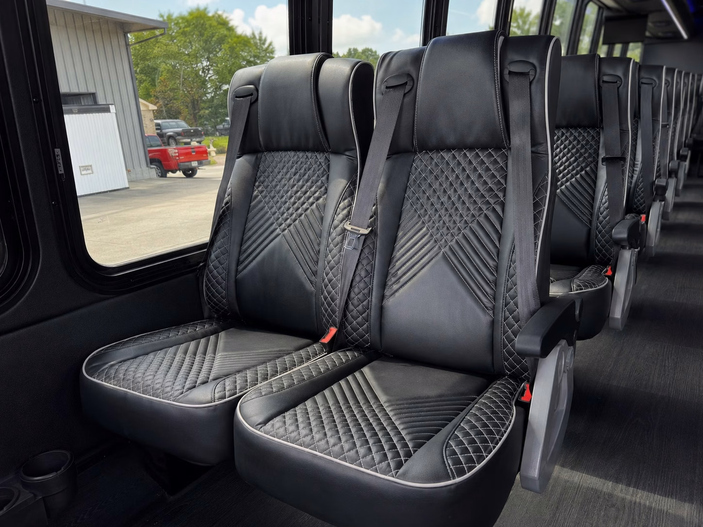 columbus blue jackets arena district transportation